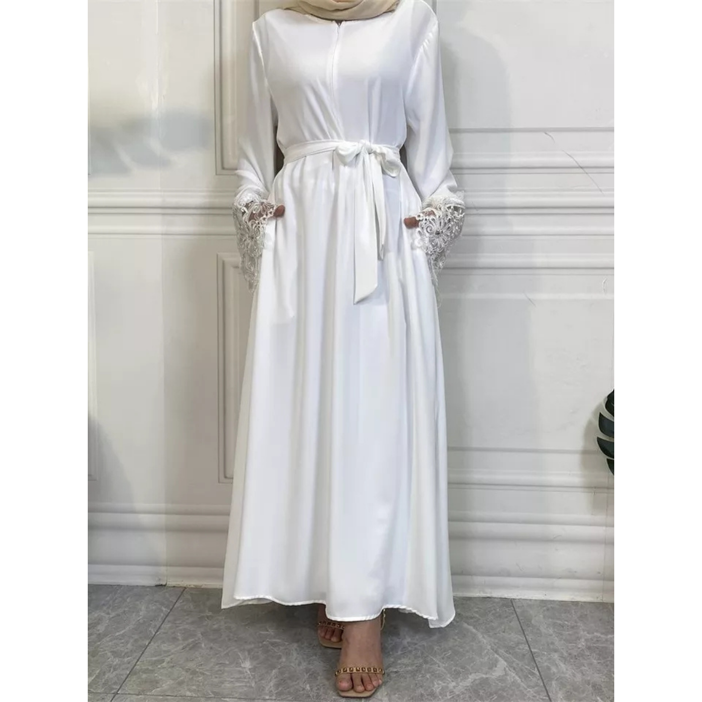 Front Zipper Lace Embroidery Islamic Abaya