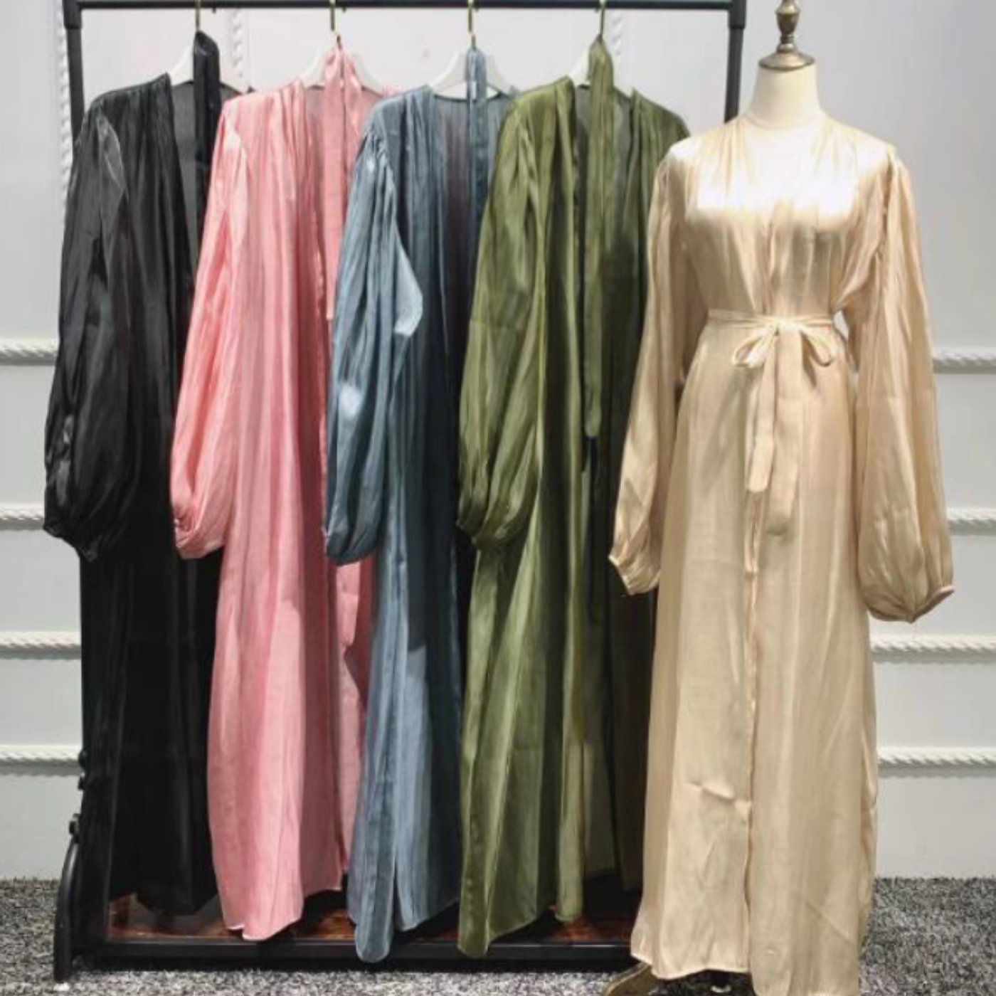 Shiny Soft Cuff Sleeves Islamic Abaya